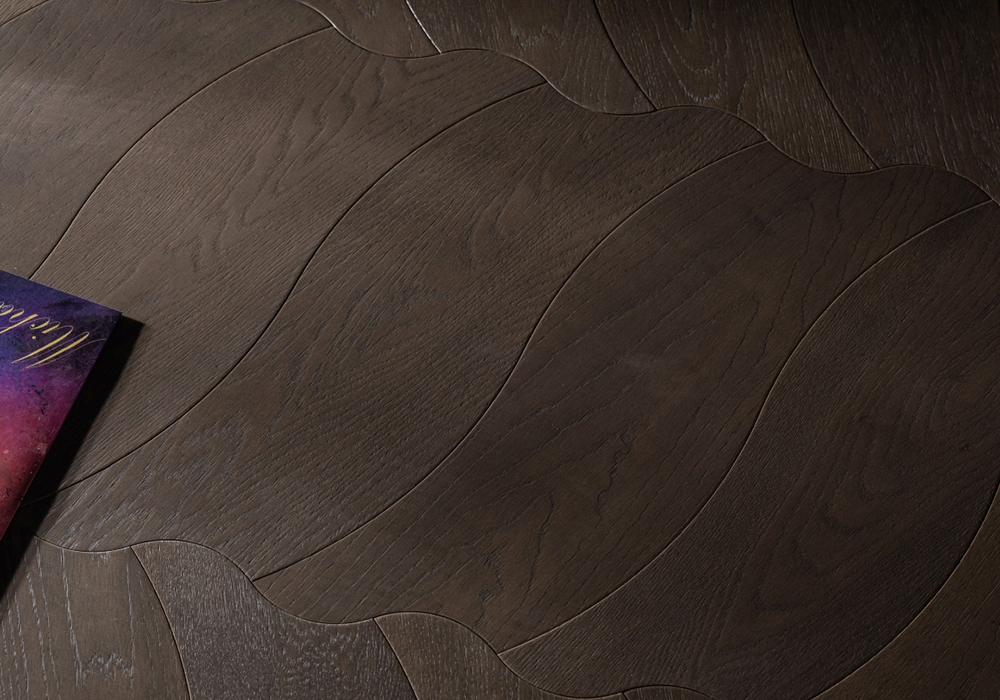 W9TD6002 Large Leaf Parquet Walnut Rich Splendor Flooring